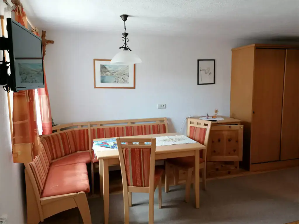 Zimmer Türkenbundlilie